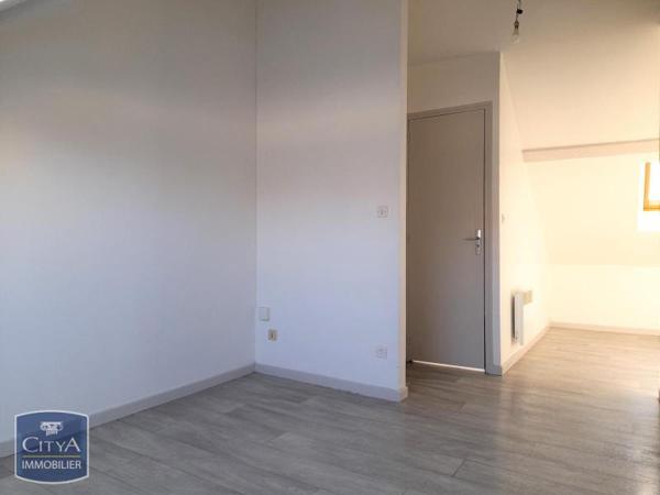 Appartement à louer 2 pièces 16.49m² Reims (51100)
