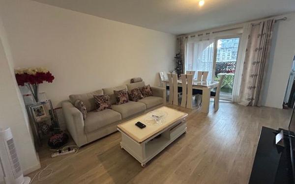 Appartement à vendre    4 pièces • 78,42 m2 Pontoise