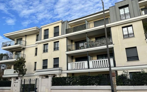 Appartement à vendre    3 pièces • 66,36 m2 Antony