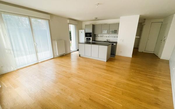 Appartement à vendre    3 pièces • 66,36 m2 Antony