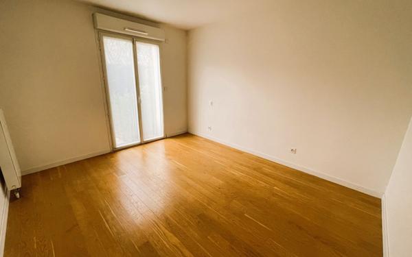 Appartement à vendre    3 pièces • 66,36 m2 Antony