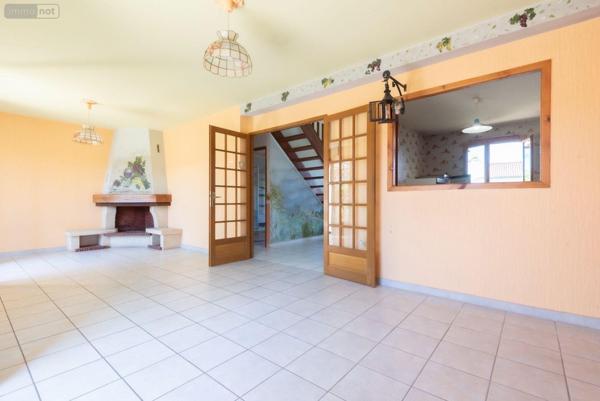 Maison à vendre à Crêches-sur-Saône en Saône-et-Loire (71680), ref : 13779/938