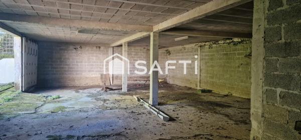 Maison au toit de chaume