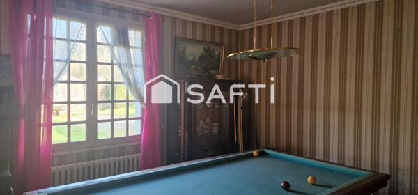 Maison au toit de chaume