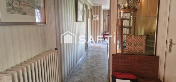 Maison au toit de chaume