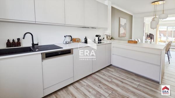 Maison moderne entièrement rénovée - 3 chambres - Jardin - Croix Centre