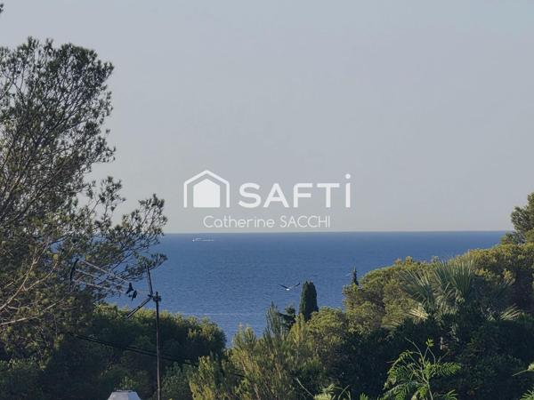 Secteur privilégié Villa rénovée Piscine Vue mer