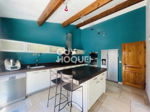 MAUGUIO Villa d’exception de 190 m² – Vue campagne à perte de vue – 4 chambres + Studio indépendant – Piscine