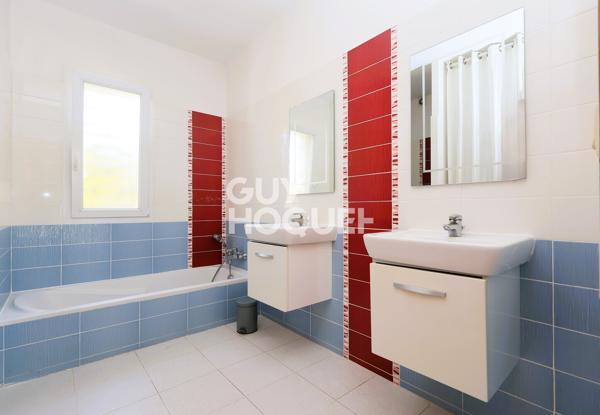 MAUGUIO Villa d’exception de 190 m² – Vue campagne à perte de vue – 4 chambres + Studio indépendant – Piscine