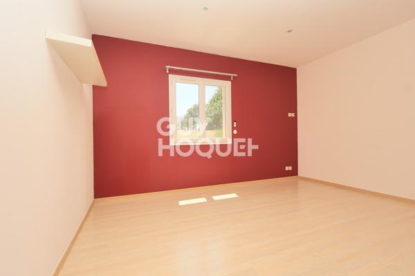 MAUGUIO Villa d’exception de 190 m² – Vue campagne à perte de vue – 4 chambres + Studio indépendant – Piscine