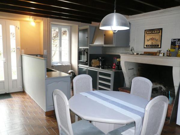 ⚜ SEGONZAC A Vendre, Petit Corps de Ferme, Maison en pierre ⚜