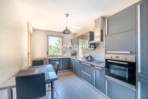 Appartement à LYON 5E ARRONDISSEMENT, 69005 - 3 pièces 110m²