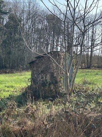 Maison à restaurer à vendre à Baugé-en-Anjou dans le Maine-et-Loire (49150), ref : LB/2573   
CAMPAGNE