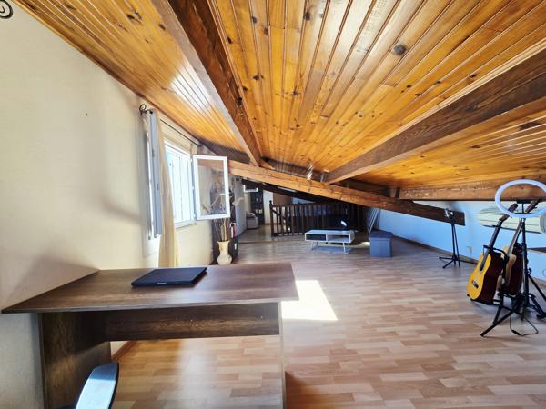 ROUTE DE CHATEAUNEUF - MAISON 3 CHAMBRES - TERRAIN 434m²