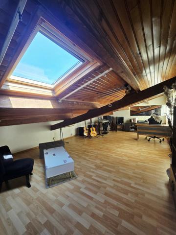 ROUTE DE CHATEAUNEUF - MAISON 3 CHAMBRES - TERRAIN 434m²