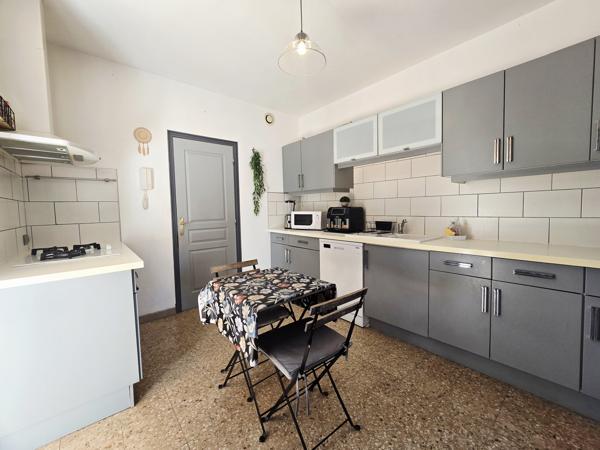 ROUTE DE CHATEAUNEUF - MAISON 3 CHAMBRES - TERRAIN 434m²