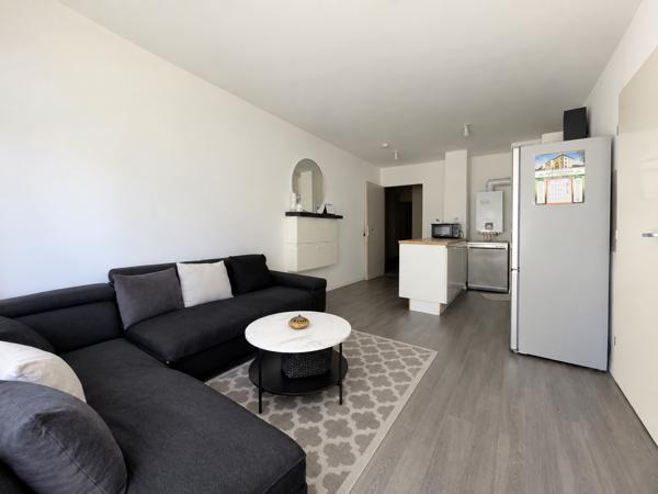 Appartement
         2 pièces
        - 40 m² Exclusivité 159 000 € *