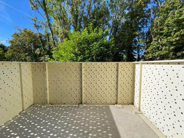 Appartement
         2 pièces
        - 40 m² Exclusivité 159 000 € *