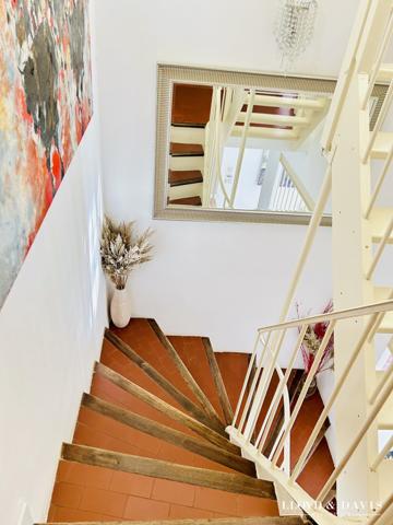 Marseille- L'ESTAQUE_Rare- Maison de ville 170 m2 rénovée avec charme.