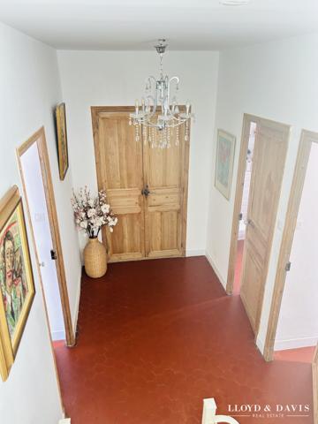 Marseille- L'ESTAQUE_Rare- Maison de ville 170 m2 rénovée avec charme.
