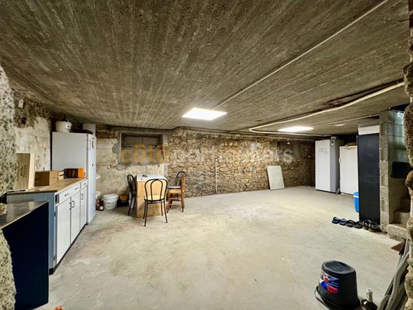 Vente Maison150 m² - 5 Pièces - LES LUCS SUR BOULOGNE (85170)