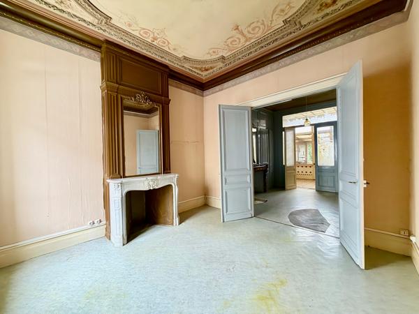 Immeuble 150 m² 2 etage(s)
