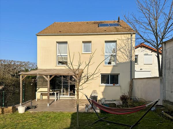 Maison Poissy 7 pièce(s) 131.01 m2