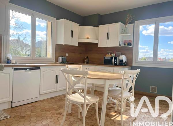 Maison à vendre 7 pièces 250 m² Montluçon