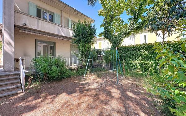 Maison à vendre    6 pièces • 169 m2 Avignon