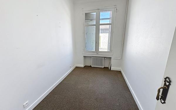 Maison à vendre    6 pièces • 169 m2 Avignon