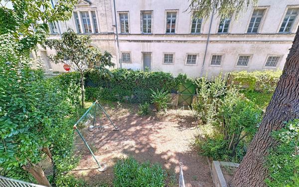 Maison à vendre    6 pièces • 169 m2 Avignon