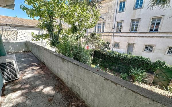 Maison à vendre    6 pièces • 169 m2 Avignon