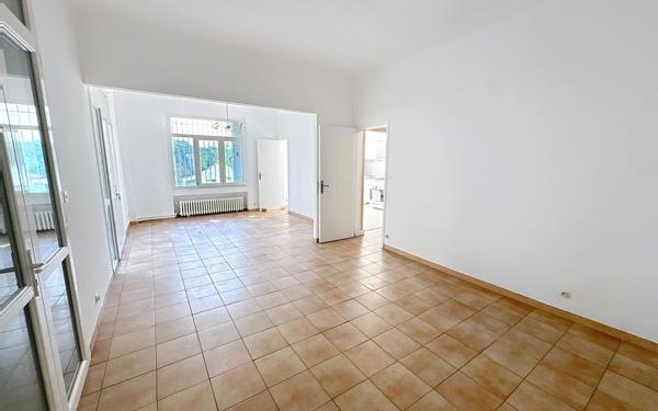 Maison à vendre    6 pièces • 169 m2 Avignon