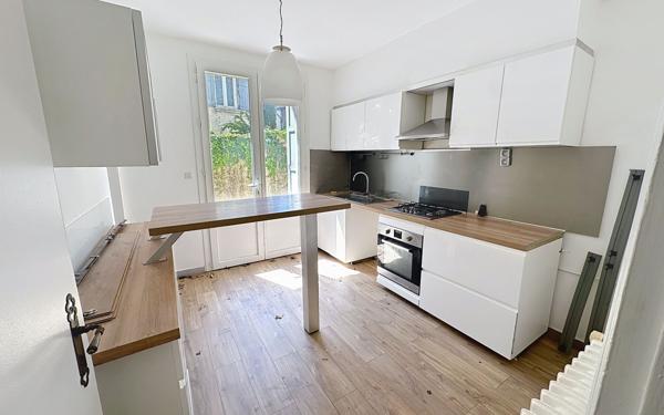 Maison à vendre    6 pièces • 169 m2 Avignon
