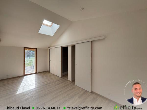 Maison 7 pièces - 242 m²