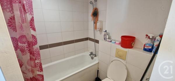 Appartement F1 à vendre  1 pièce - 24,80 m2 NOISY LE GRAND - 93