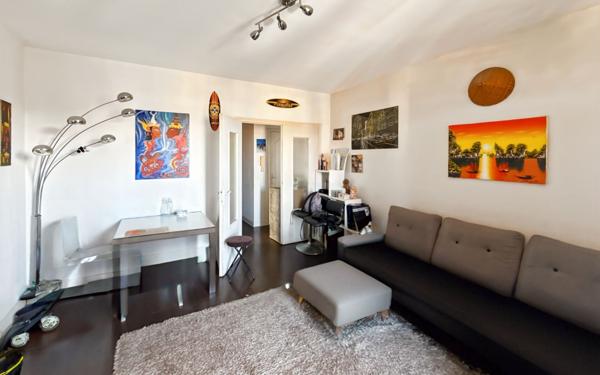 Appartement à vendre    3 pièces • 59,90 m2 Nice