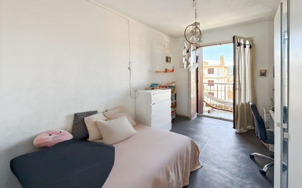 Appartement à vendre    3 pièces • 59,90 m2 Nice