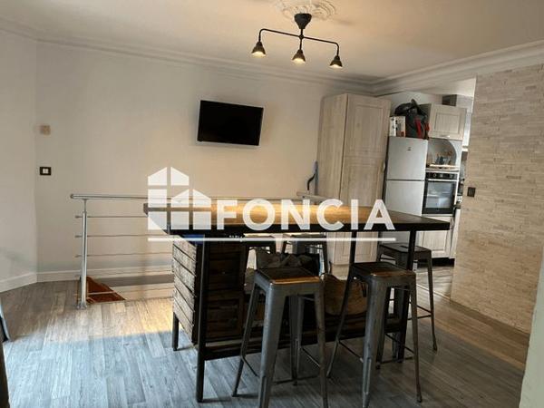 Location Appartement 4 pièces 75.9 m² - 35 AVENUE DE SAINT MESMIN Orleans 45100