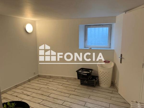 Location Appartement 4 pièces 75.9 m² - 35 AVENUE DE SAINT MESMIN Orleans 45100