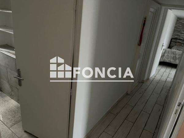 Location Appartement 4 pièces 75.9 m² - 35 AVENUE DE SAINT MESMIN Orleans 45100