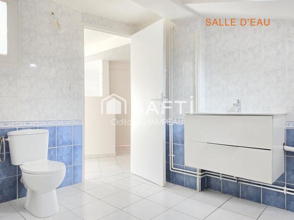 Appartement F2 de 47m2 avec terrasse - Emplacement stratégique