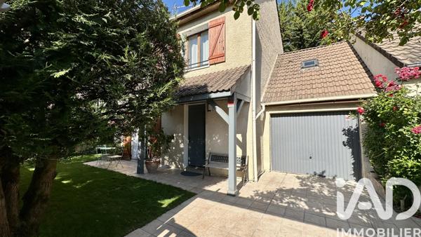 Maison à vendre 6 pièces 105 m² Sainte-Geneviève-des-Bois