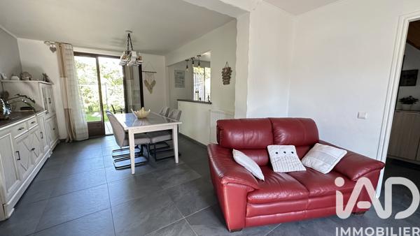 Maison à vendre 6 pièces 105 m² Sainte-Geneviève-des-Bois