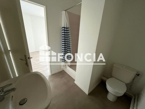 Location Studio 25.06 m² - SQUARE SAINT CHARLES Orleans 45100