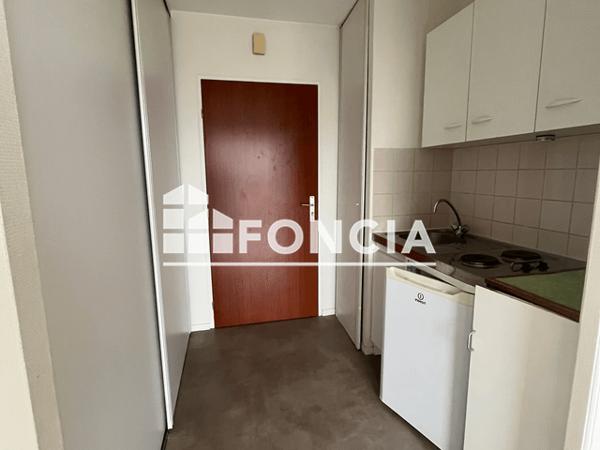 Location Studio 25.06 m² - SQUARE SAINT CHARLES Orleans 45100