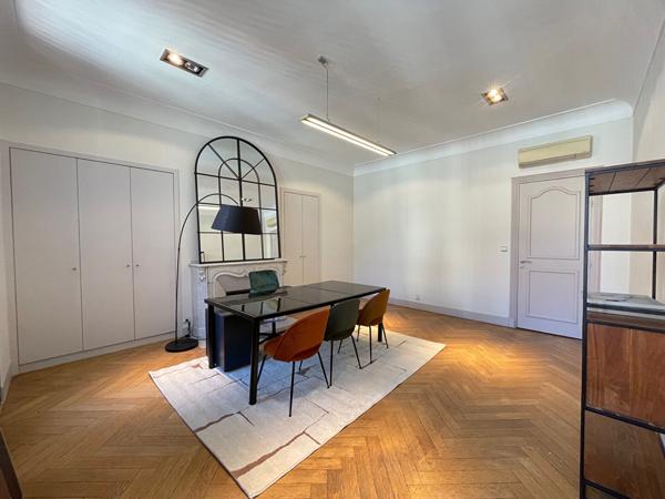 31000 TOULOUSE BUREAU DANS CABINET D'AVOCATS - RUE REMUSAT