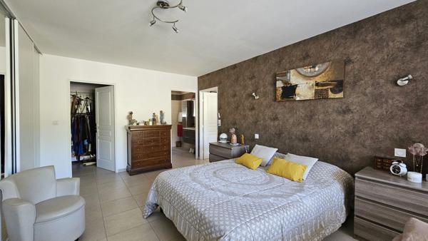 Villa Recente T6 196m², parcelle 3600m² - REF. VM351