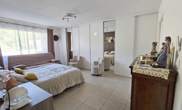 Villa Recente T6 196m², parcelle 3600m² - REF. VM351