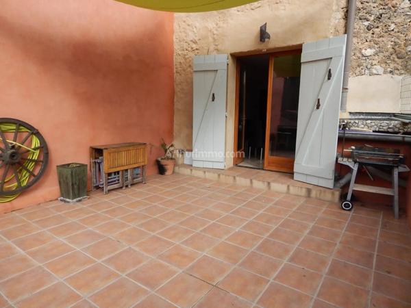Location                                                      Appartement
                        
                     3 pièces                      57 m2                     à Salernes